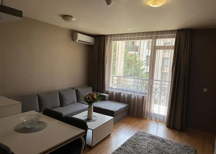 Golden Escape Apartment